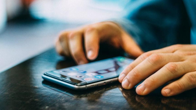 Inilah Cara Menghindari Penipuan Digital di HP, WA, dan Email